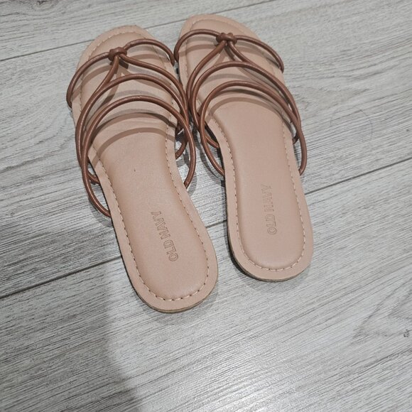 Old Navy  Slip-on Size 6 color Brown - Picture 4 of 4